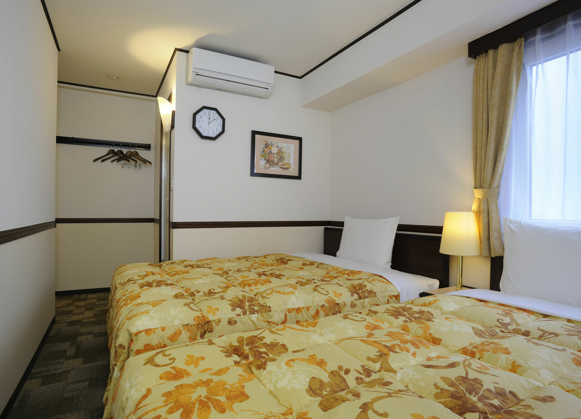 Toyoko Inn Kanda Akihabara Токио Экстерьер фото