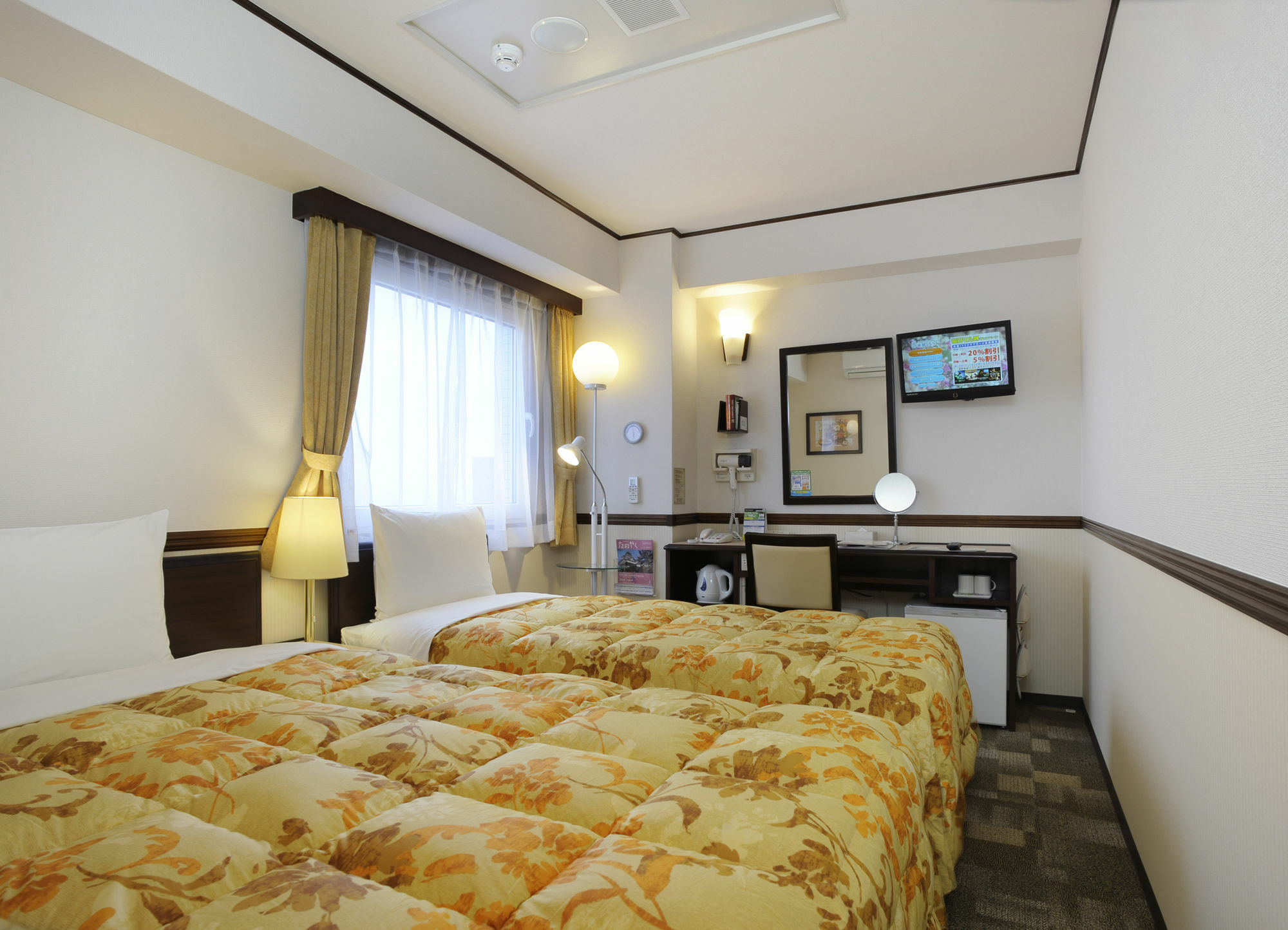 Toyoko Inn Kanda Akihabara Токио Экстерьер фото